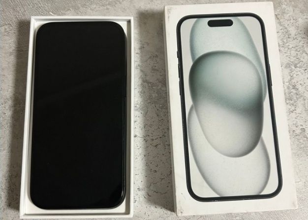 iPhone 15 128gb black
