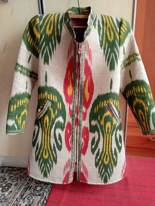 Kelinlar bor Sarpo va vecherni kiyimlar.