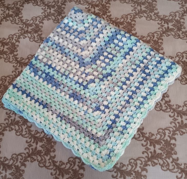 Бебешка пелена и елек