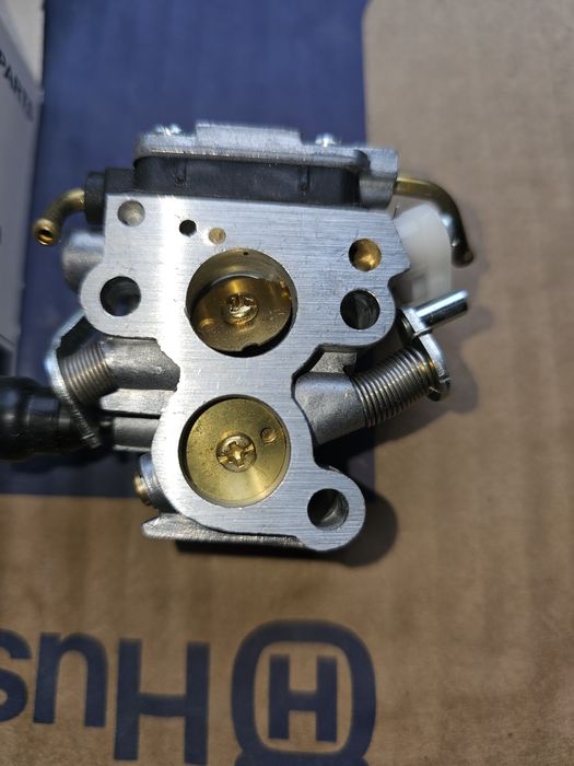 Husqvarna 435,440 carburator Biliard