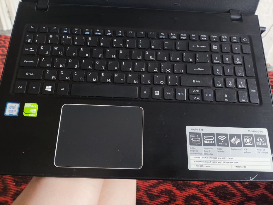 Продам ноутбук для работы и учебы