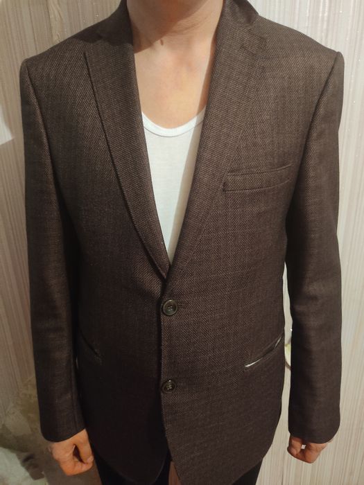 Зимний  пиджак коричневый