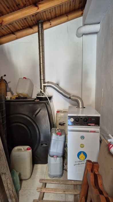 Котле на нафта. Купувано преди 1 година