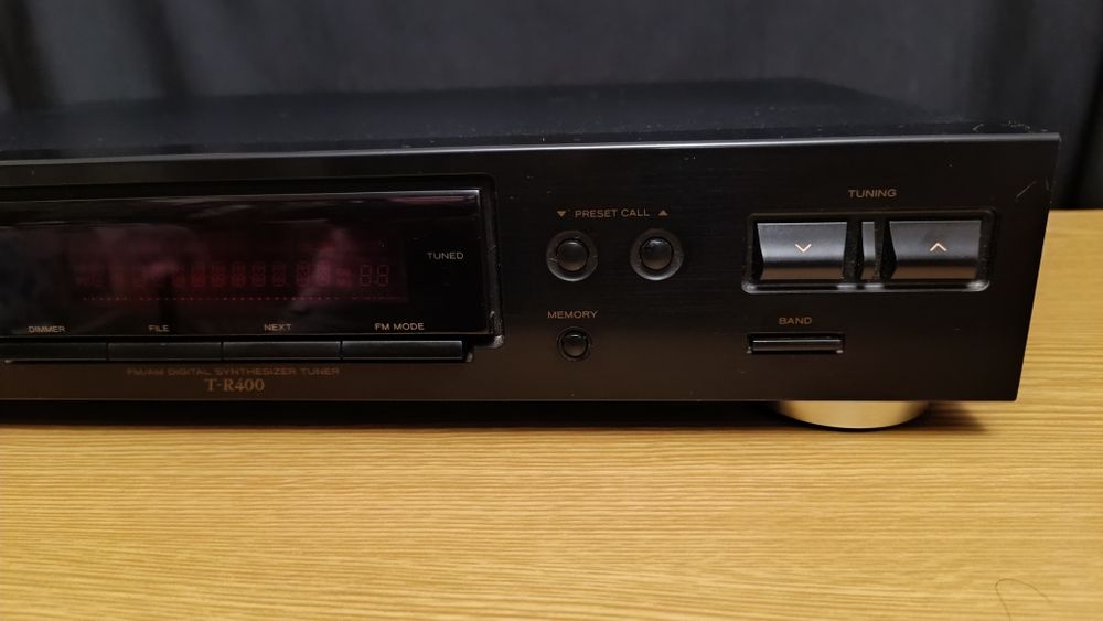 Тюнер Teac TR-400