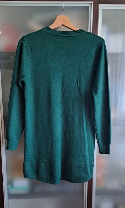 Pulover lung, rochie tricotata