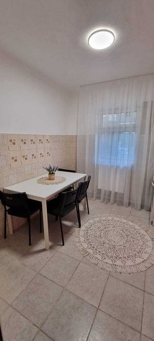 Apartament de inchiriat in Baicoi