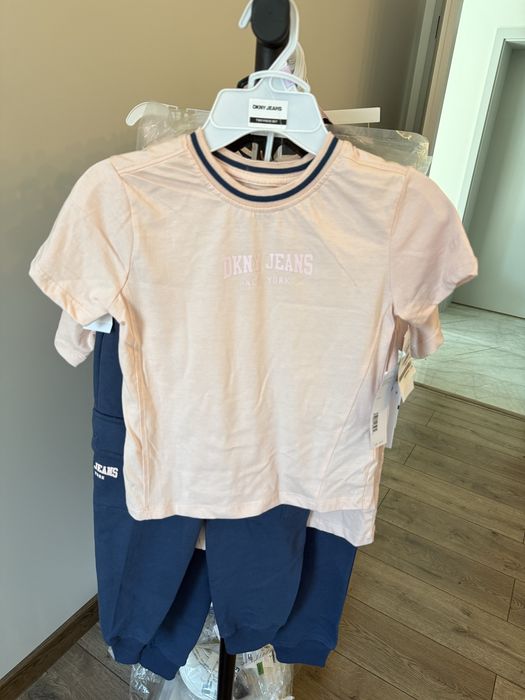 Trussardi , Dkny Jeans , John rochmond