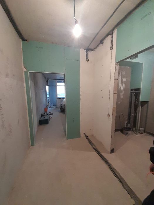 Продам  1 комнатную квартиру.