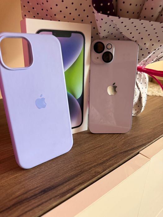 Iphone 14 purple