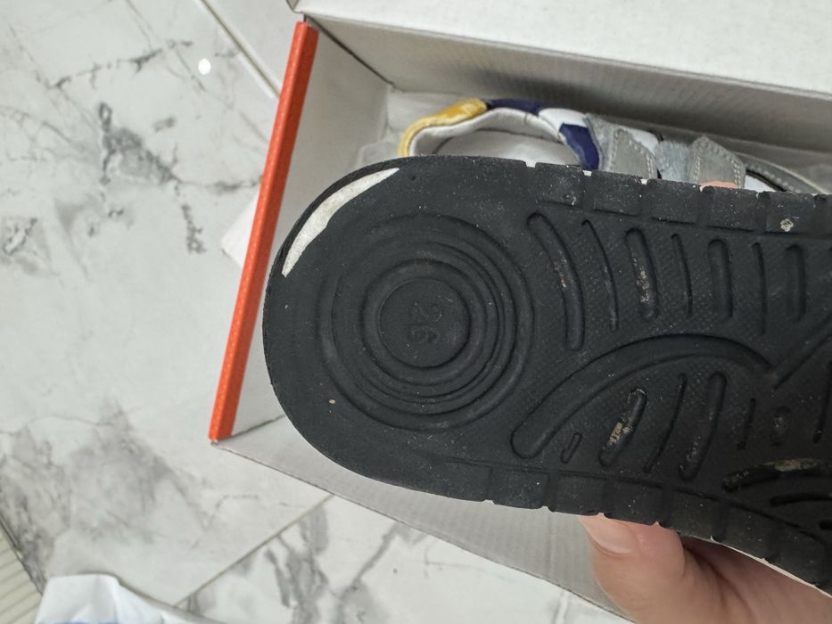 Кроссовки Натуральная кожа