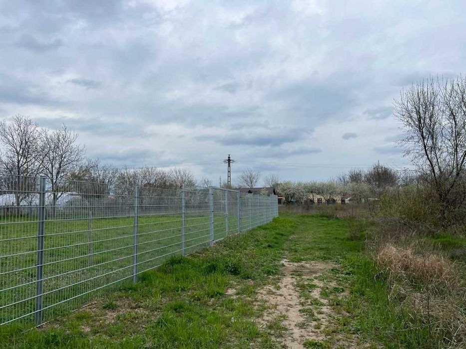 Teren ideal pentru casa ta - Vanatori/550 mp/ drum asfaltat/ utilități