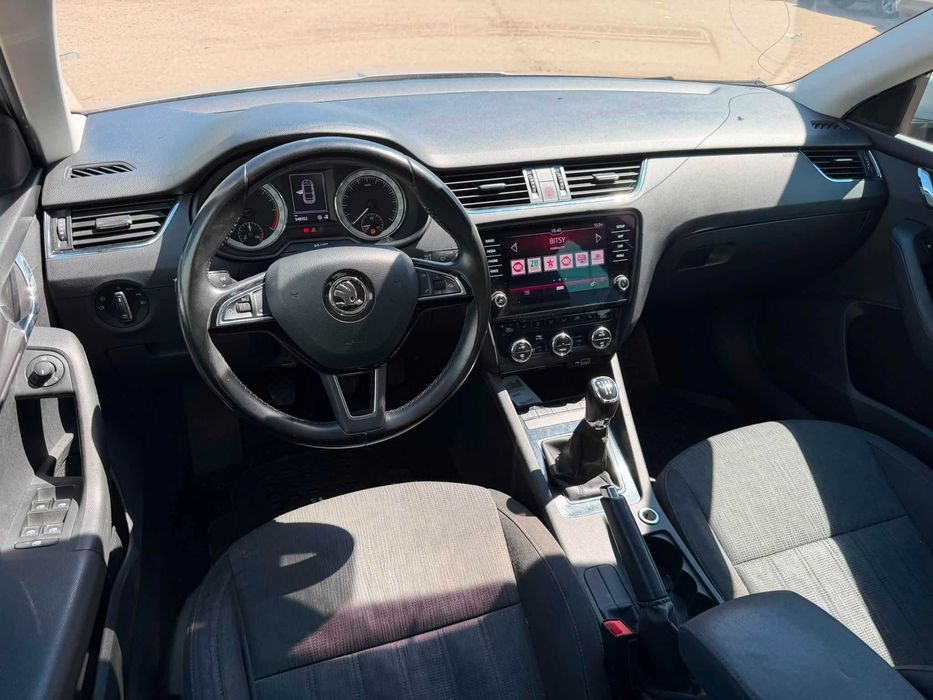 SKODA Octavia 0 — imagine 3