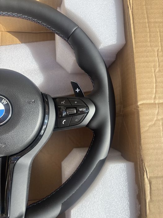 Volan BMW seria 5/6 trimuri negre (F10, F11, F12,F13)