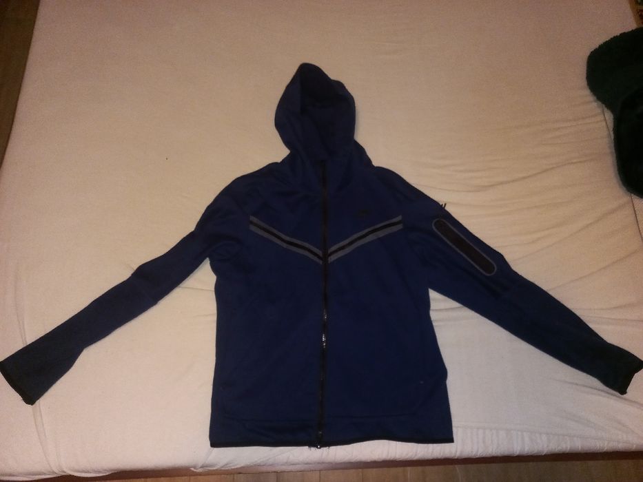 Vand bluza Nike Tech