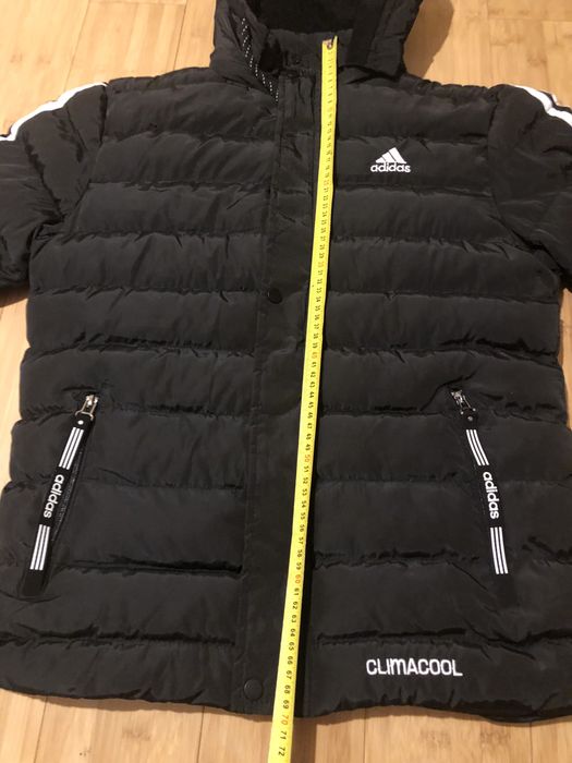 Geaca .Avem marimea M