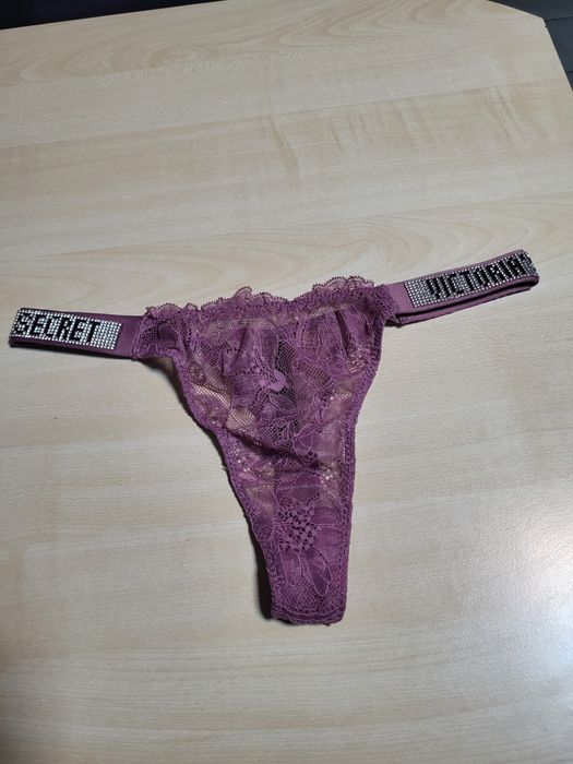 Прашки Victoria's Secret сатенени, дантела или леопардови