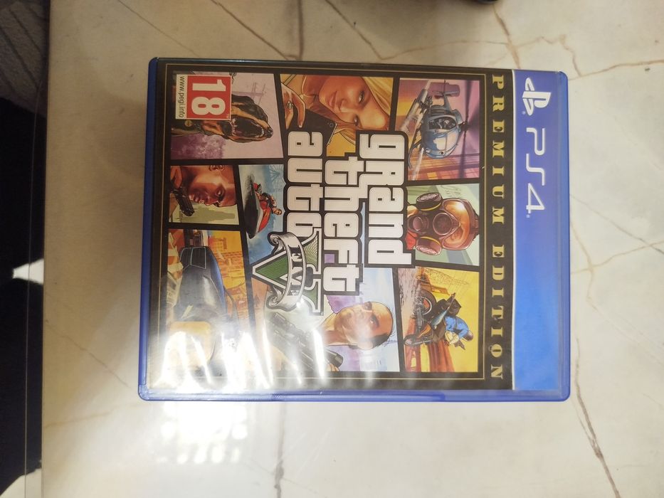 Ps4 1tb 10 игр 3 джойстика