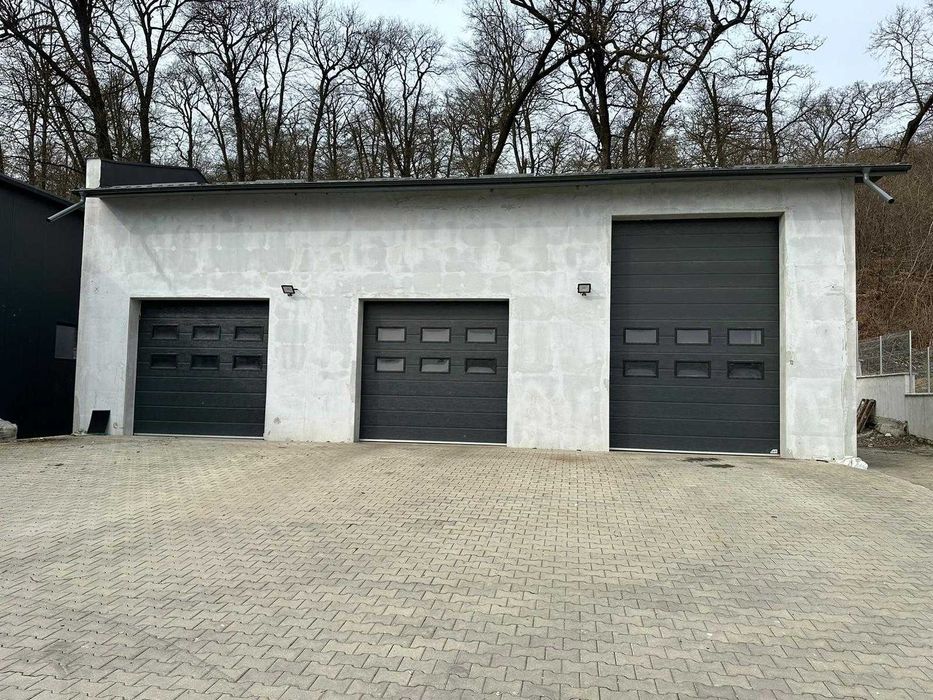 Inchiriez depozit /Service auto