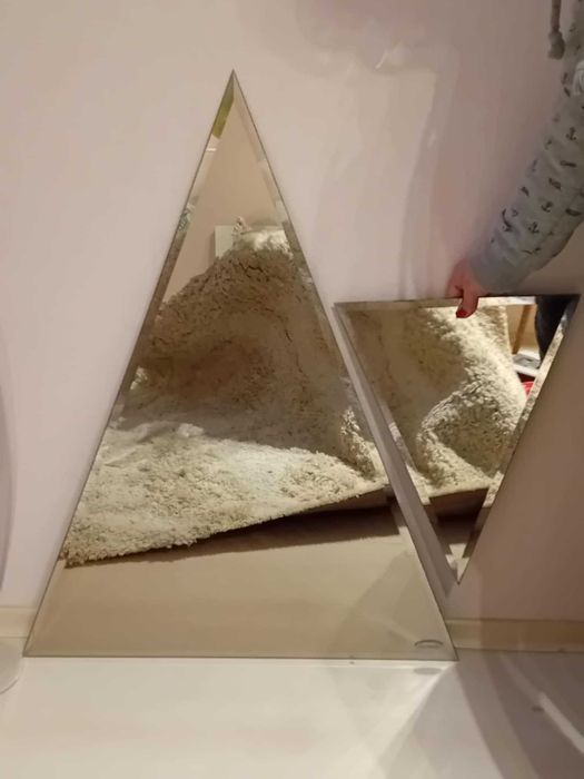 Триъгълни огледала