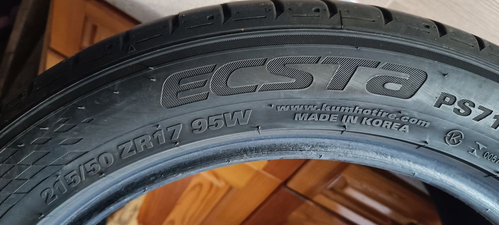 4 гуми Кумхо 215/50/17