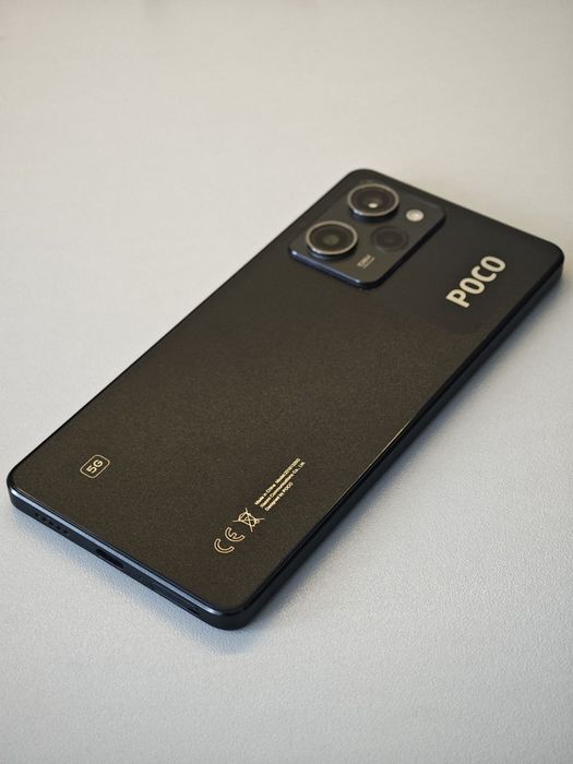 POCO X5 Pro 5G 256GB — почти нов, идеално състояние + пълен комплект