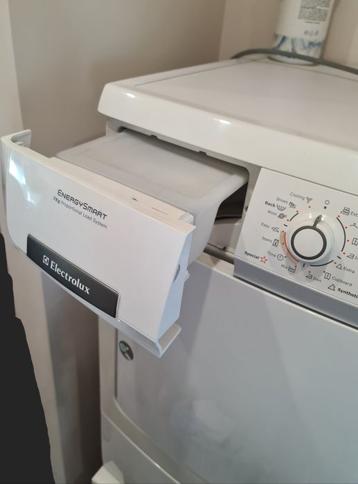 Сушилня Elektrolux EDC 77570W