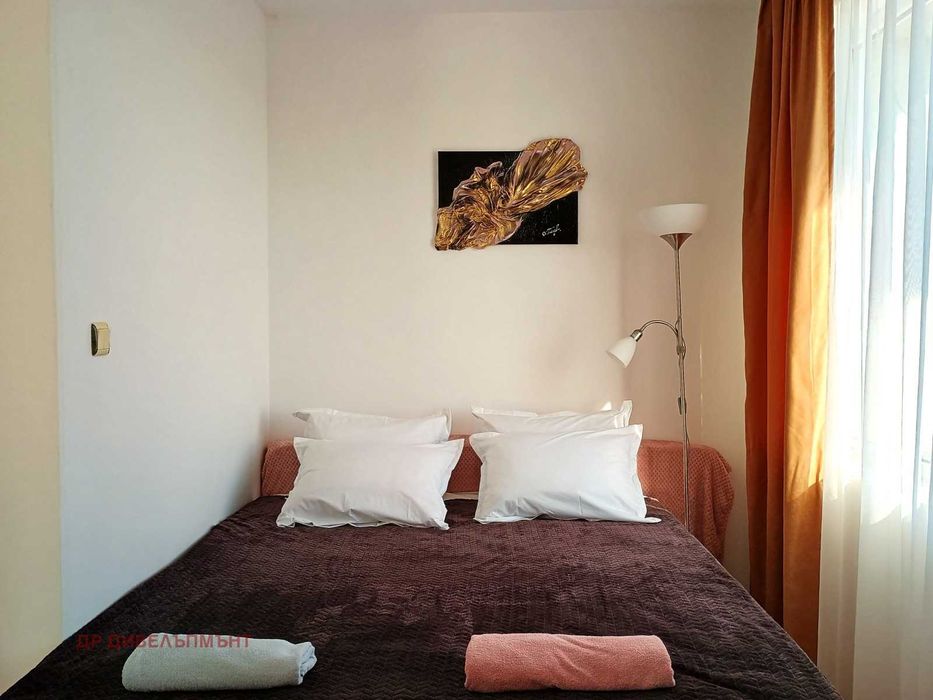 Дава се под наем Едностаен апартамент в к.к. Слънчев бряг - 60 кв.м за 173.4 € - Снимка #2