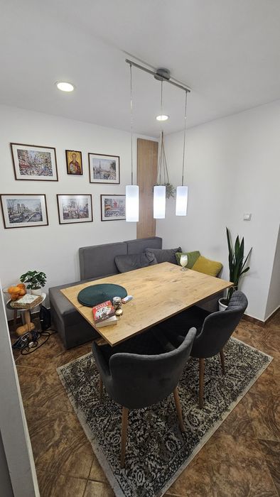 Диван и маса комплект