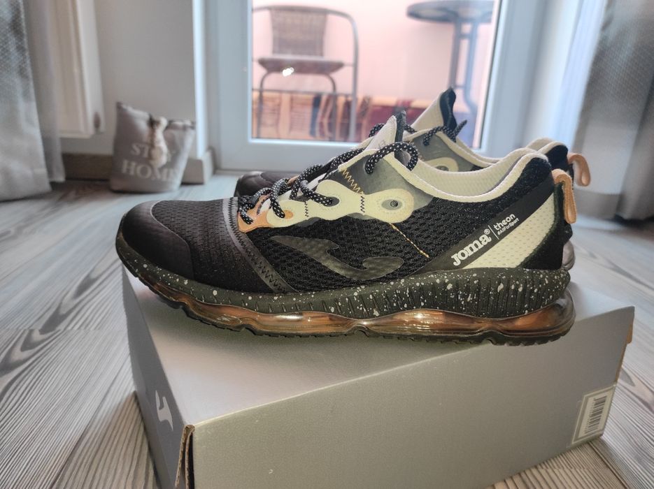 Adidași Joma Theon Trainers