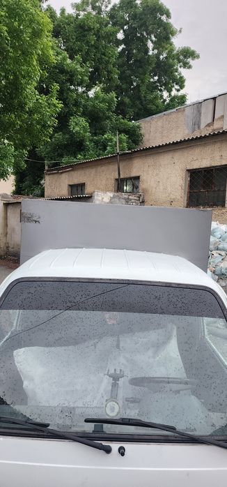 Labo tent sotiladi