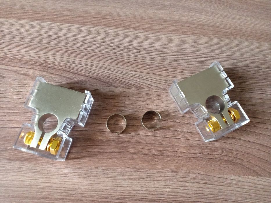 Клеммы аккумулятора