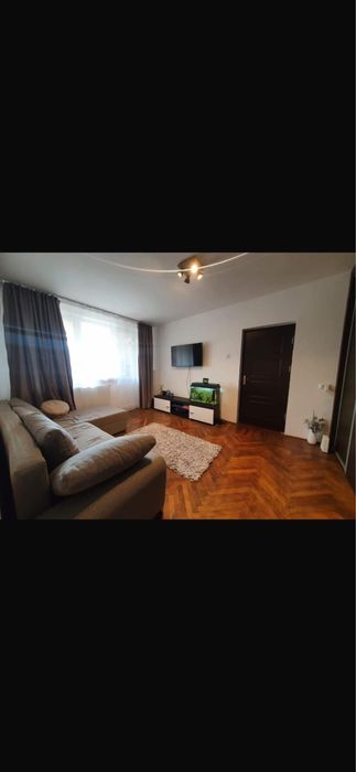 Apartament de vanzare 60000 euro / Sau inchiriere 1700 lei / lunar
