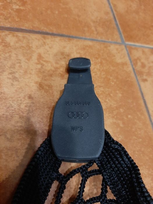 Продаётся сетка-сумка для багажника