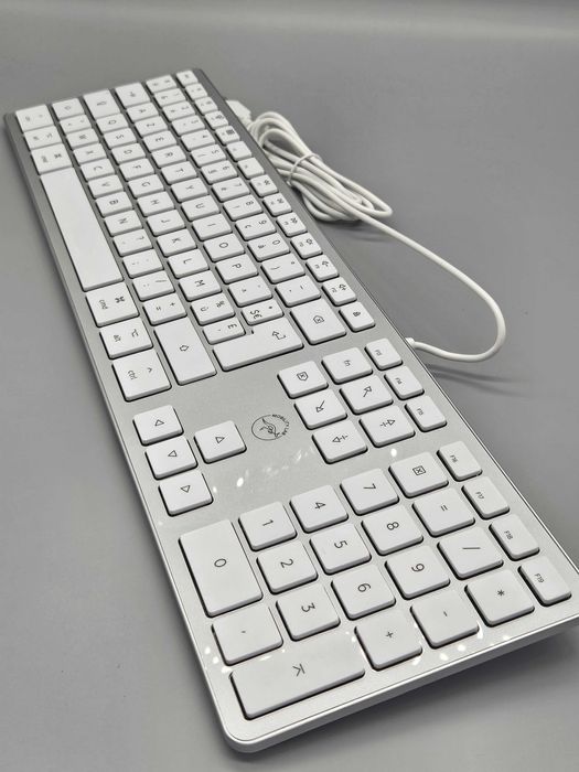 Клавиатура Mobility Lab за Mac AZERTY, USB, пълен размер с цифри