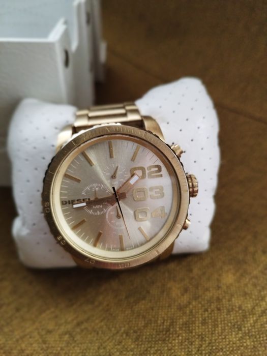 Часовник  Diesel