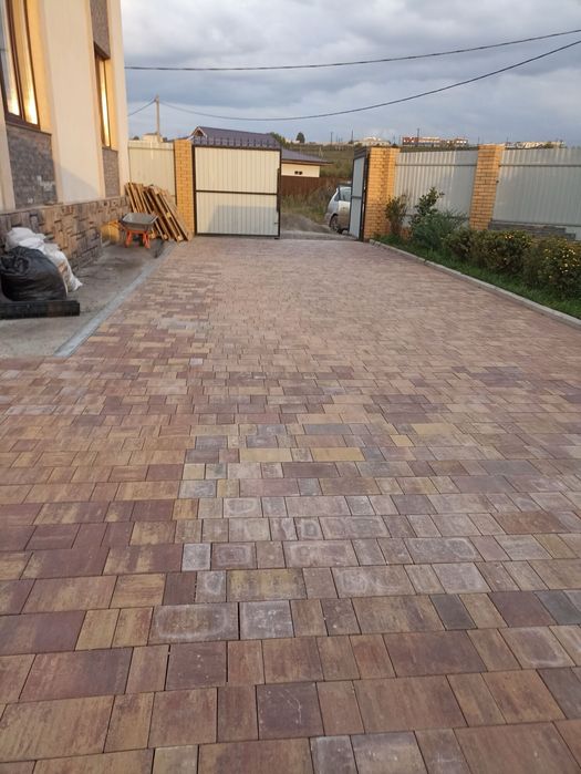 Укладка брусчатки