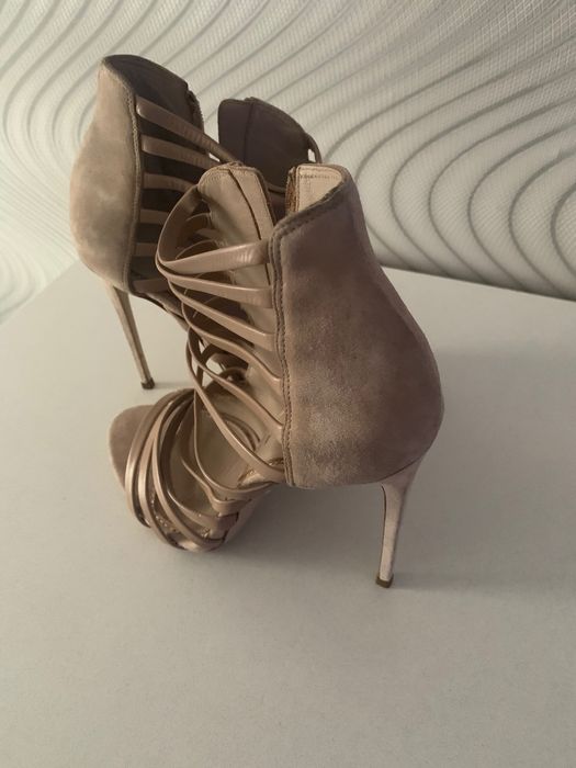 Sandale le silla