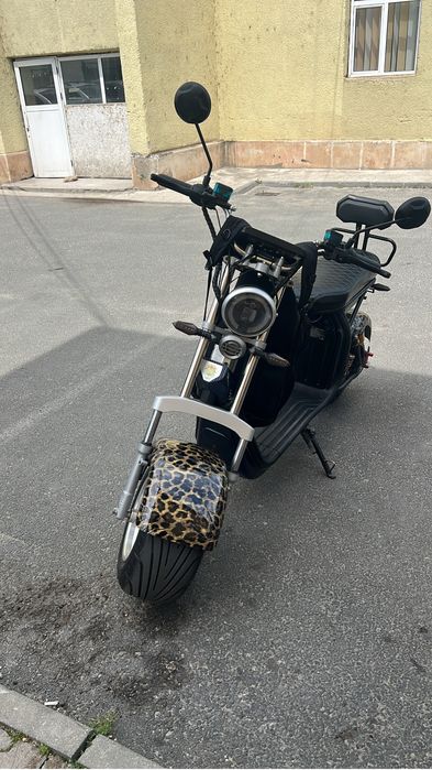 vand scuter electric