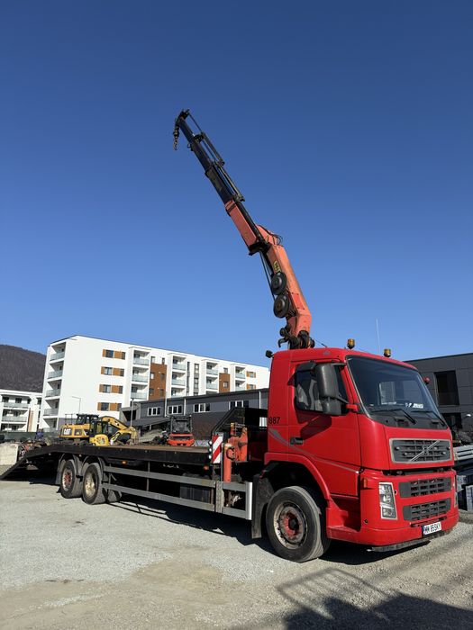 Volvo FM9  km 240 mii cu macara Palfinger 7T ridica ,rampa hidrualica