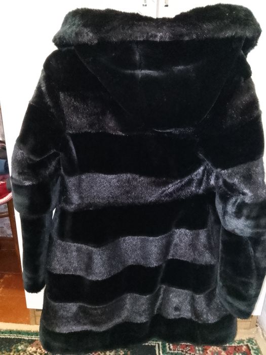 Продам отличную шубу.