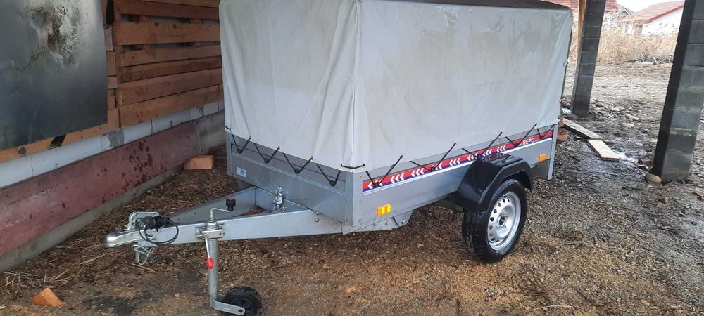 Remorca auto 750 kg achiziționată recent