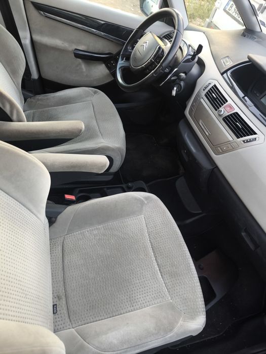 С4 Гранд Пикасо На части