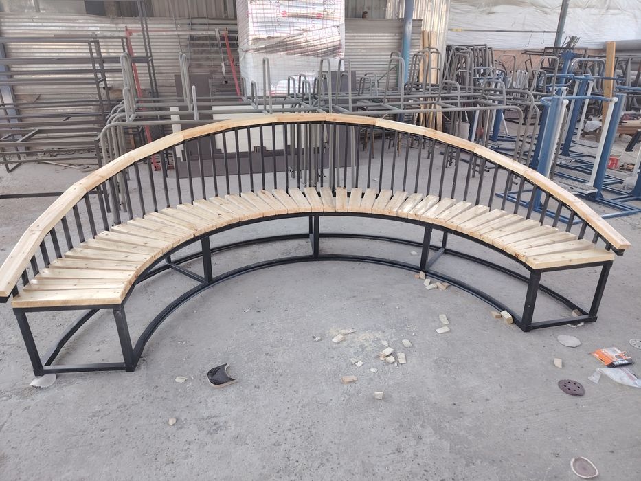 Скамейка декоративная