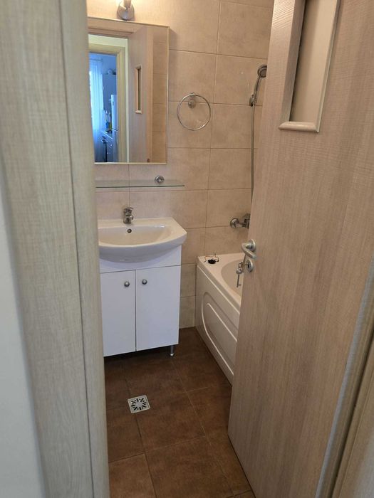 Proprietar Inchiriez Apartament 2 CAMERE 10 MIN METROU APARATORI SEC 4