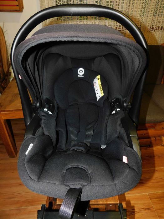 Pachet scoica Kiddy Germany + bază ISOFIX (0-13 kg)