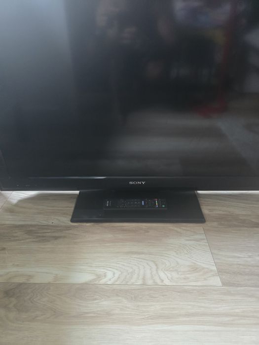 Vând tv sony bravia lcd