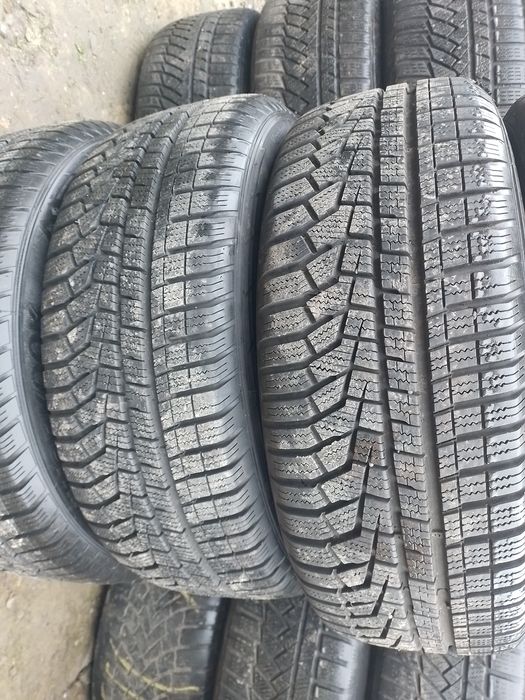 4 cauciucuri 205/55/16 m+s ca noi