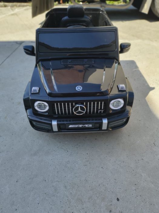 Masinuta electrica pentru copii cu licenta Mercedes Benz AMG G63 Black cu telecomanda 2.4G Slow start