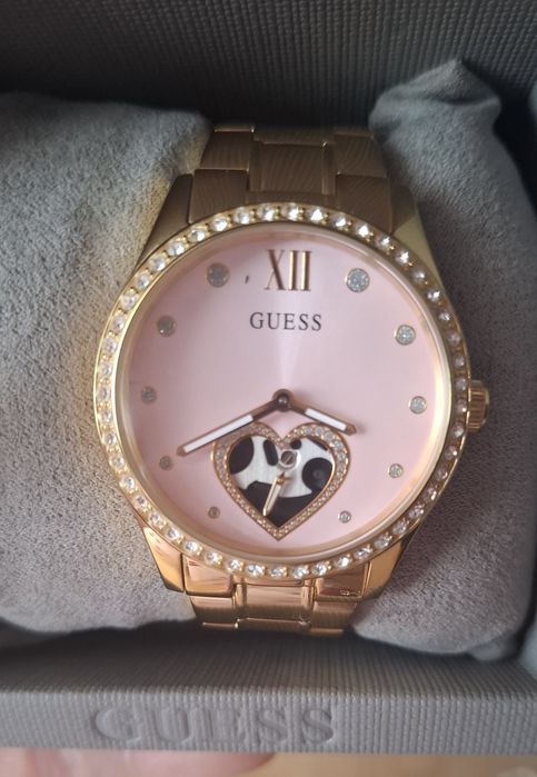 Дамски часовник GUESS