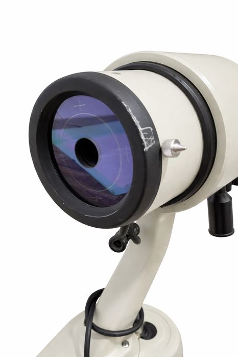 Кератометър Topcon-OM 4
